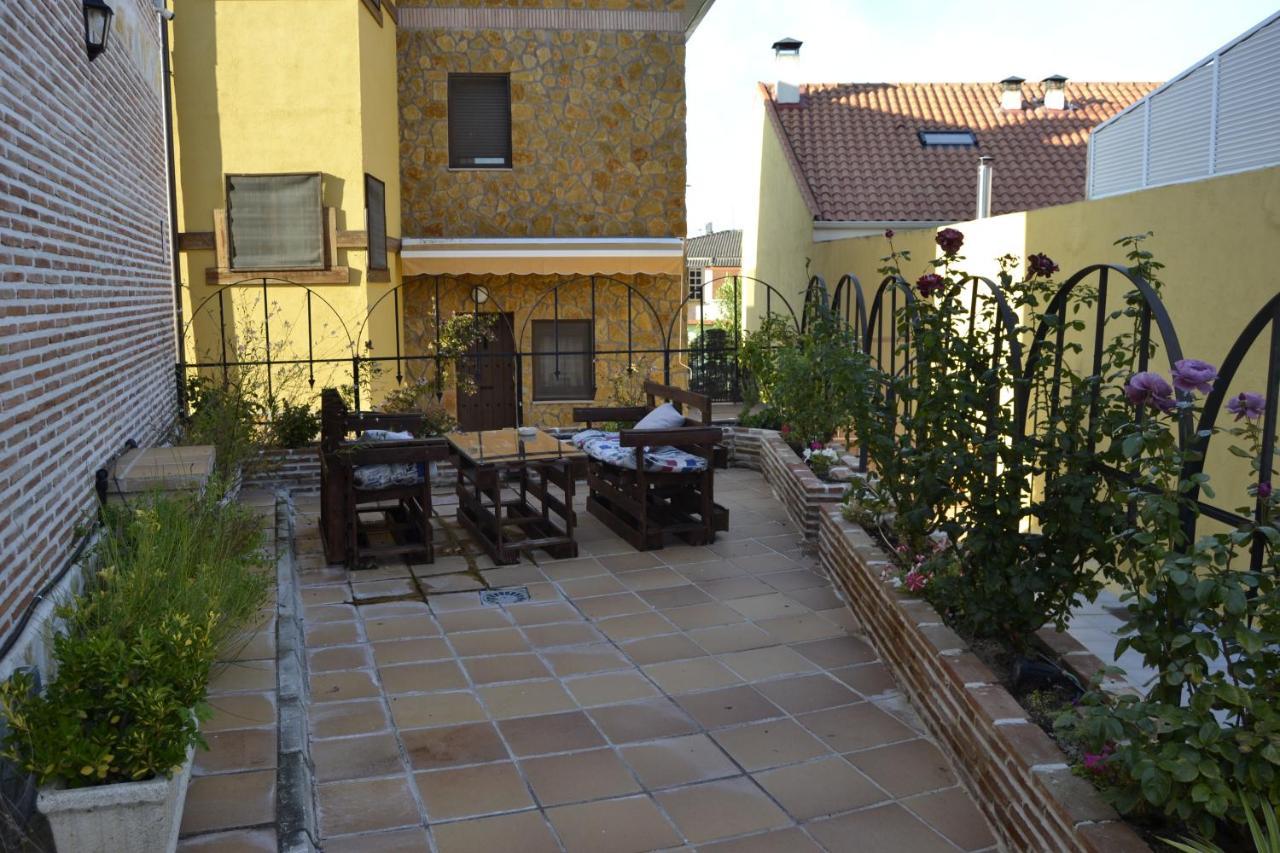 Apartamentos "Casa Rural De Aldea" Aldea del Fresno Kültér fotó