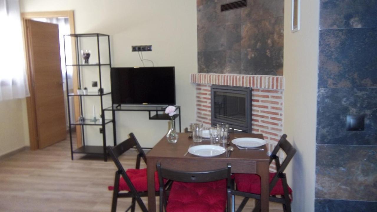 Apartamentos "Casa Rural De Aldea" Aldea del Fresno Kültér fotó