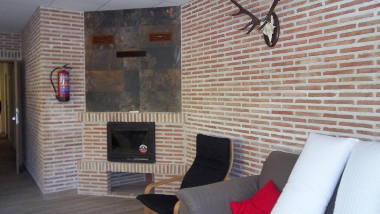 Apartamentos "Casa Rural De Aldea" Aldea del Fresno Kültér fotó